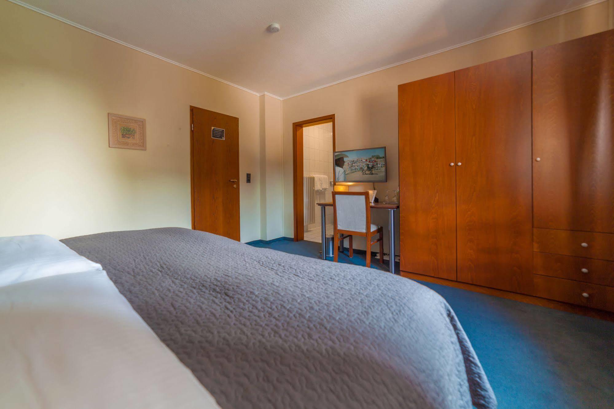 Hotel Omega Морс-Вінн Екстер'єр фото