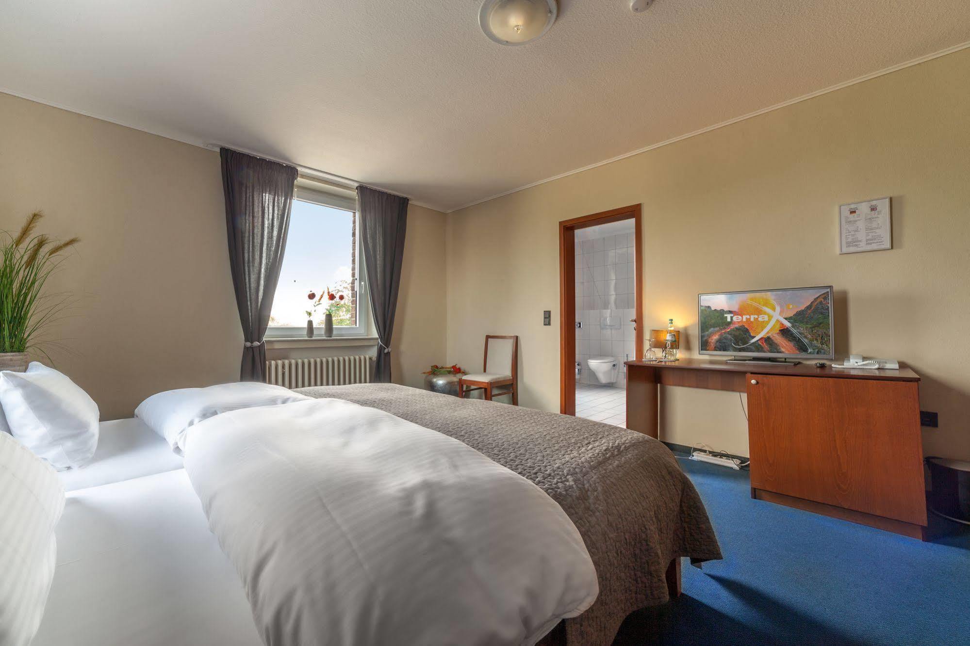 Hotel Omega Морс-Вінн Екстер'єр фото